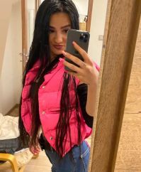 szexpartner Miskolcrubina bell 1022, 19 éves