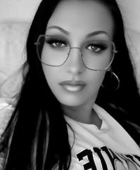 szexpartner Miskolcorsika19, 22 éves