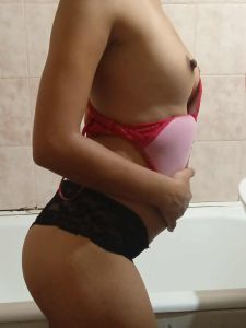 Escort Frau Miskolc: Dalma 28, 30 Jahre
