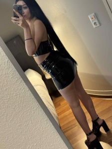 Эскорт жена Мишкольц: Liaa12, 20 лет