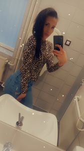 Szexpartner Miskolc: Rebike vadmacska, 27 éves