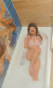Szexpartner Miskolc: alia.98, 24 éves