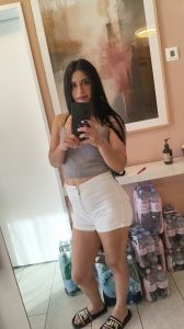 Эскорт жена Мишкольц: csengebaba, 23 лет