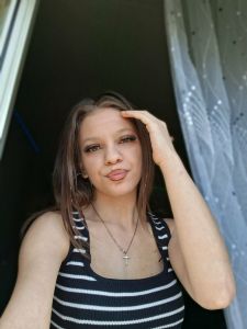 Эскорт жена Мишкольц: Evelin3211, 21 лет