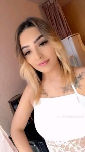Эскорт жена Мишкольц: Tiffany, 22 лет