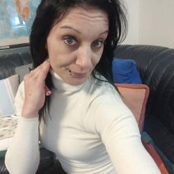 Tiszaújvárosi cicuskitty22 szexpartner