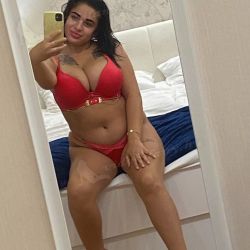 Sárospataki Angeliin szexpartner