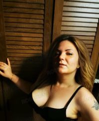 Эскорт жена Мишкольц: Vivien, 37 лет