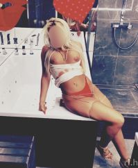Escort Frau Vecsés: VIPNiki, 25 Jahre