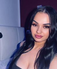 Escort Frau Győr: Rebeka, 19 Jahre