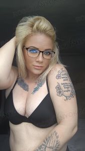 Szexpartner Dunaújváros: Nicky, 30 éves