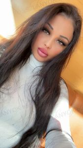 Escort Frau Pécs: Szadni, 24 Jahre