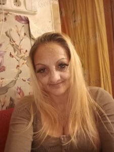 Szexpartner Cegléd: Sisi40, 40 éves