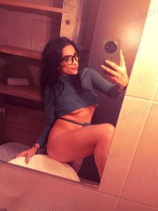 Escort Frau Sárvár: Anita, 32 Jahre