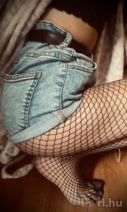 Escort Frau Mosonmagyaróvár: Dzsesszika, 19 Jahre