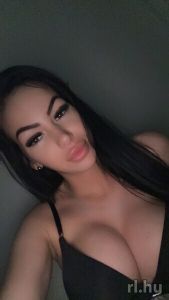 Эскорт жена Кечкемет: Szimonetta, 23 лет