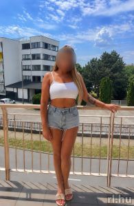 Эскорт жена Sárvár: Réka, 26 лет