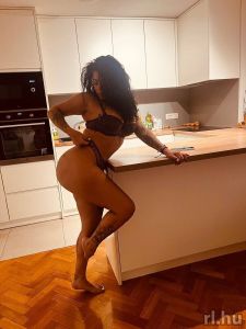 Szexpartner Budapest - BettyIceee, 33 éves