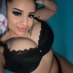 Sátoraljaújhelyi CsengeLux szexpartner