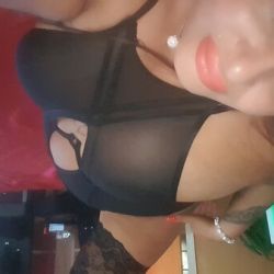 Miskolci Alexia szexpartner